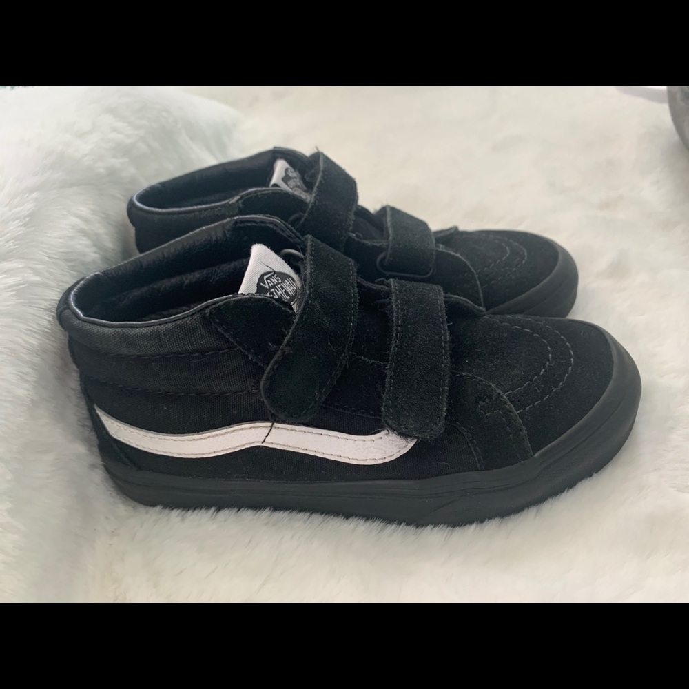 Black high top vans